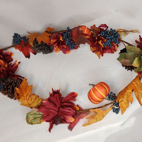 Hobby Lobby Accents Fall Leaves Pumpkin Gourds Pinecones Berries Garland Swag Poshmark